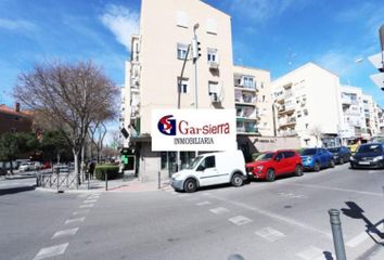 Local Comercial en  Valverde, Madrid
