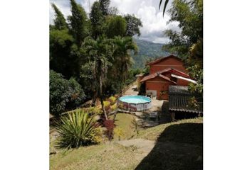 Villa-Quinta en  Girardota, Antioquia