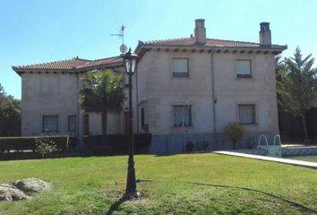 Chalet en  Navas De Riofrio, Segovia Provincia