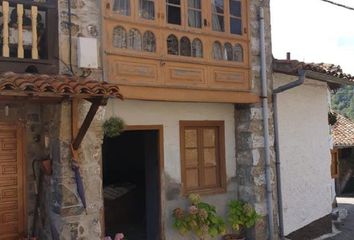 Chalet en  Santa Eulalia De Cabranes, Asturias