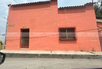 Lote de Terreno en  Calle Loma De Los Pilares, Los Cavazos, Santiago, Nuevo León, 67318, Mex