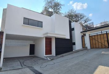 Casa en  Los Volcanes, Cuernavaca, Cuernavaca, Morelos