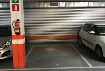 Garaje en  Los Remedios, Sevilla