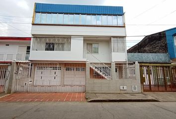 Casa en  Urbanización Nueva Granada, Cali