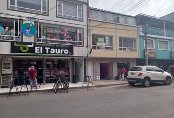 Local Comercial en  Claret, Bogotá