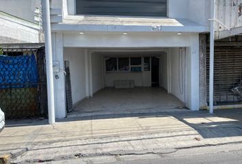 Local comercial en  Avenida Eugenio Garza Sada 1323-1509, Caracol, Monterrey, Nuevo León, 64810, Mex