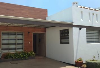 Casa en condominio en  Calle Gustavo Baz Prada, Álvaro Obregón, San Mateo Atenco, México, 52105, Mex