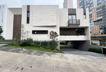 Casa en  Miguel Hidalgo, Huixquilucan, México, Mex