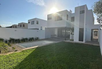 Casa en  Calle 21, Conkal, Yucatán, 97345, Mex