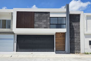 Casa en  Boulevard Las Palmas, Medellín De Bravo, Veracruz De Ignacio De La Llave, 94274, Mex