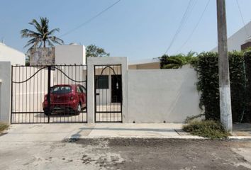 Casa en  Flores Del Valle, Veracruz