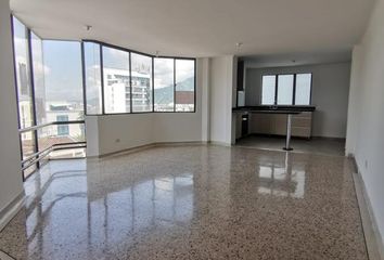 Apartamento en  Los Alamos, Pereira