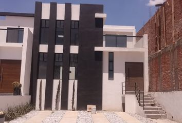 Casa en  Lomas Flor Del Bosque, Municipio De Puebla