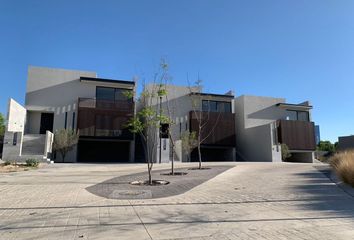 Casa en  Fraccionamiento El Campanario, Municipio De Querétaro