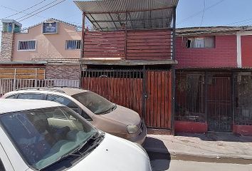 Casa en  La Pintana, Provincia De Santiago