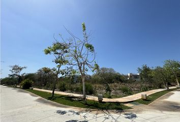 Lote de Terreno en  Yucatán Country Club, Mérida, Yucatán