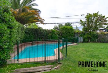 Casa en  Lo Barnechea, Provincia De Santiago