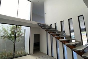 Casa en  Privada Sienna, Las Granadas Residencial, Monterrey, Nuevo León, 64985, Mex