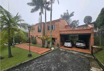 Casa en  Conquistadores, Medellín
