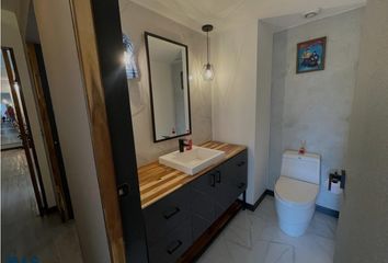 Apartamento en  Loma De Los Parra, Medellín