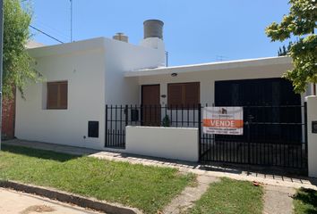 Casa en  Calle 3 De Febrero 1015, Alta Gracia, Santa María, X5186, Córdoba, Arg