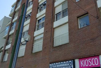 Departamento en  Calle Plaza Yrigoyen 107, La Plata, Provincia De Buenos Aires, Arg