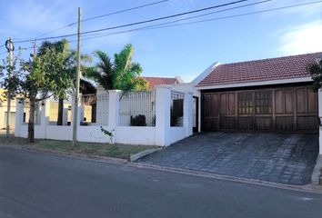 Casa en  Calle Luis De Figueroa Y Mendoza, San Fernando Del Valle De Catamarca, Capital, Catamarca, Arg