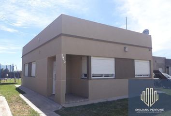 Casa en  Calle Victorica Miguel 2878, Bahía Blanca, Provincia De Buenos Aires, Arg