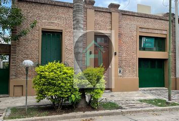 Casa en  Calle Eduardo Oliber 204-308, Rafaela, Castellanos, Santa Fe, Arg