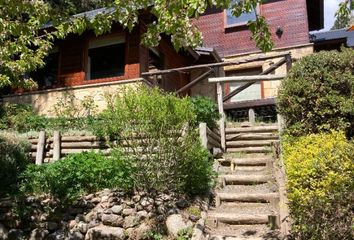 Casa en  Calle Los Manzanos, San Martín De Los Andes, Lácar, Neuquén, Arg