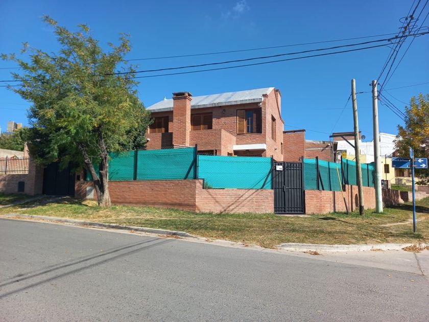 Casa en venta Avenida De Mayo 119, Alta Gracia, Santa María, X5186, Córdoba, Arg