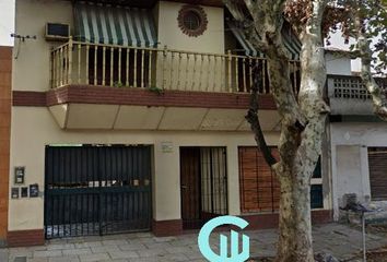 Departamento en  Calle Garavano 129, Caseros, Tres De Febrero, B1702, Provincia De Buenos Aires, Arg