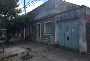 Casa en  Calle Santa Fe 1002-1100, Bahía Blanca, B8000, Provincia De Buenos Aires, Arg