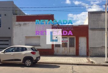 Casa en  Calle Pinto 1365, Pergamino, B2700, Provincia De Buenos Aires, Arg