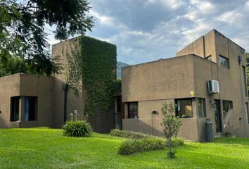 Casa en  Las Yungas Golf Club, Yerba Buena, Tucumán, Arg