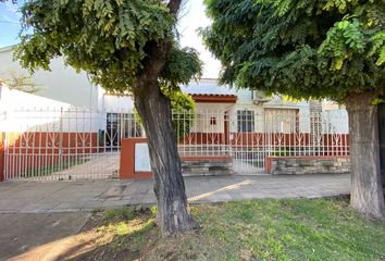 Casa en  Calle Mejico 1202-1300, Bahía Blanca, Provincia De Buenos Aires, Arg