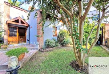 Casa en  Calle 11 3890, La Plata, B1897, Provincia De Buenos Aires, Arg