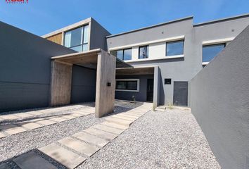 Casa en  San Salvador De Jujuy, Dr. Manuel Belgrano, Jujuy, Arg