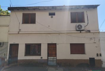 Casa en  Avenida Intendente Francisco Rabanal 2186, Buenos Aires, Ciudad Autónoma De Buenos Aires, Arg