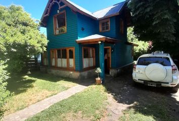Casa en  Calle Almirante Brown 418, San Martín De Los Andes, Lácar, Neuquén, Arg
