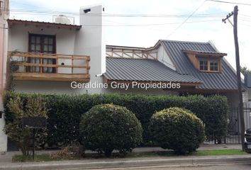 Casa en  Calle Los Tilos 512-550, Cipolletti, General Roca, R8324, Río Negro, Arg