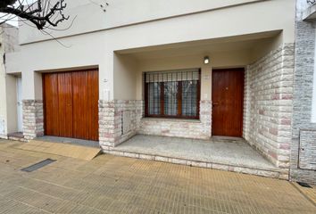 Casa en  Calle Edison 713, 9 De Julio, B6500, Provincia De Buenos Aires, Arg