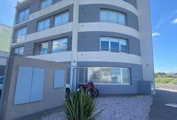 Locales en  Apartamento Naposta, Calle Belgrano 820, Bahía Blanca, B8000, Provincia De Buenos Aires, Arg