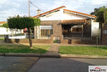 Casa en  Calle Carrasco 1123, González Catán, La Matanza, B1753, Provincia De Buenos Aires, Arg