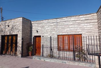 Casa en  Calle Emilio Civit 432, Maipú, M5515, Mendoza, Arg