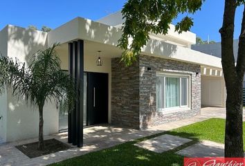 Casa en  Calle Parodi Lorenzo, Lomas Del Río Luján, Campana, Provincia De Buenos Aires, Arg