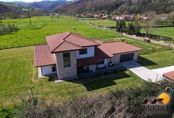 Chalet en  Teran (valle Cabuerniga), Cantabria