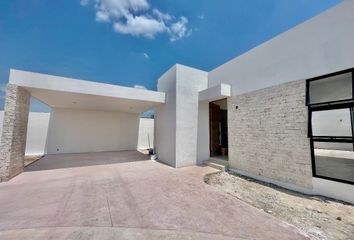 Casa en  Calle 18 108-108, Cholul, Mérida, Yucatán, 97305, Mex