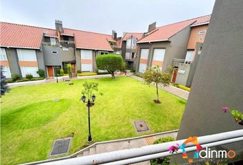 Casa en  San Isidro Del Inca, Quito