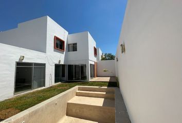 Casa en  Instituto Confucio De La Uady, Cholul, Mérida, Yucatán, Mex